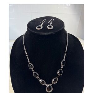 Black Teardrop Crystal Necklace and Earring Set Silver Tone Bib Statement